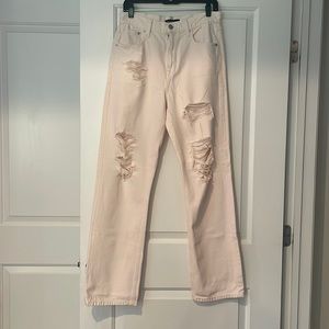 Light pink 90s baggy jeans